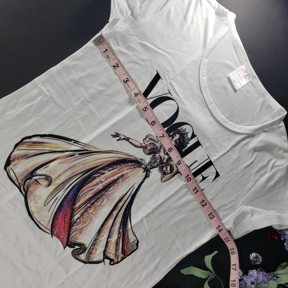 Vogue Disney Snow White Queen Short Sleeve T-Shirt - Picture 14 of 14